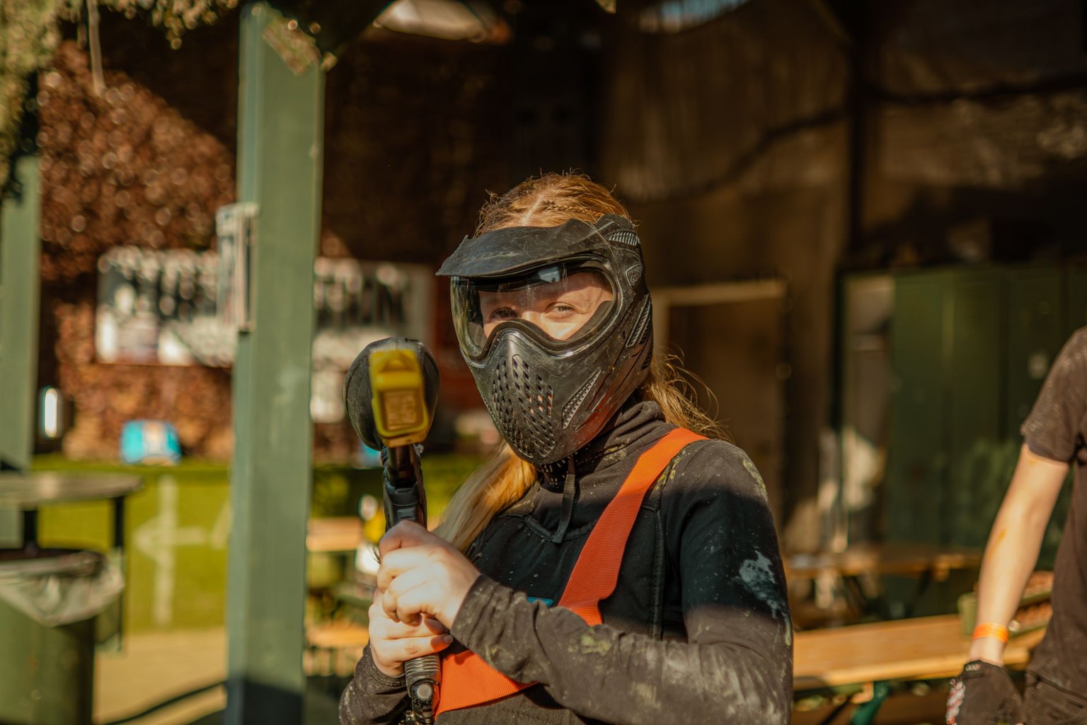 Airsoft Rifle vs SMG Differences — Consider Barrel Length and Effective Range Airsoft Rifle vs SMG Differences — Consider Barrel Length and Effective Range